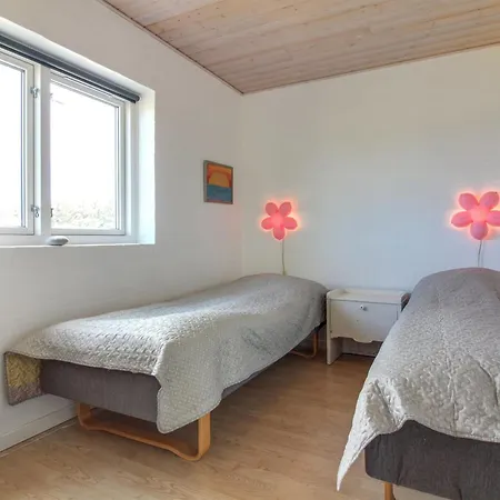 Mayke - 900m From The Sea By Interhome Løkken